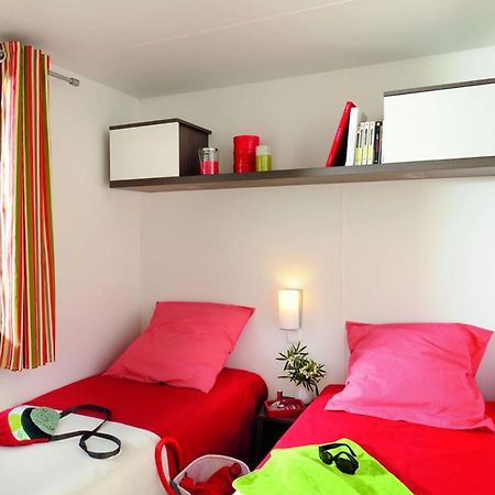 Charmant Camping Familiale 3 Etoiles Vue 360 Plage Piscine A Debordement Empl Xxl Labeaume Luaran gambar