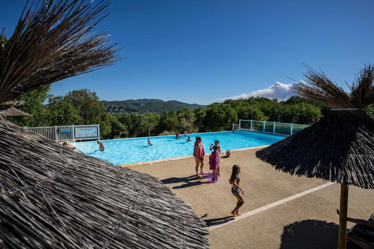 Charmant Camping Familiale 3 Etoiles Vue 360 Plage Piscine A Debordement Empl Xxl Labeaume Luaran gambar